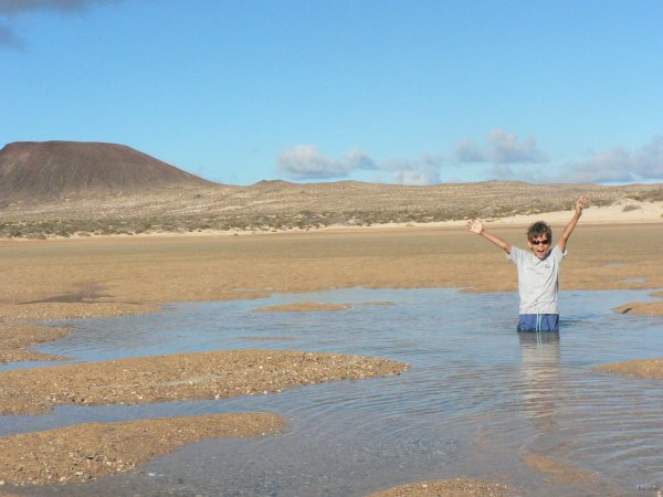 19- Bastien dans la lagune 